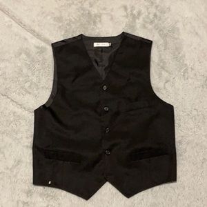 Black button up vest